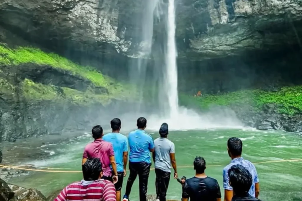 group-tour-mms-travel-mms-travel