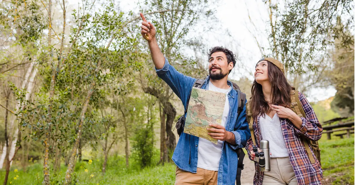 In-House Booking vs Corporate Travel Agencies: Which Is Better?