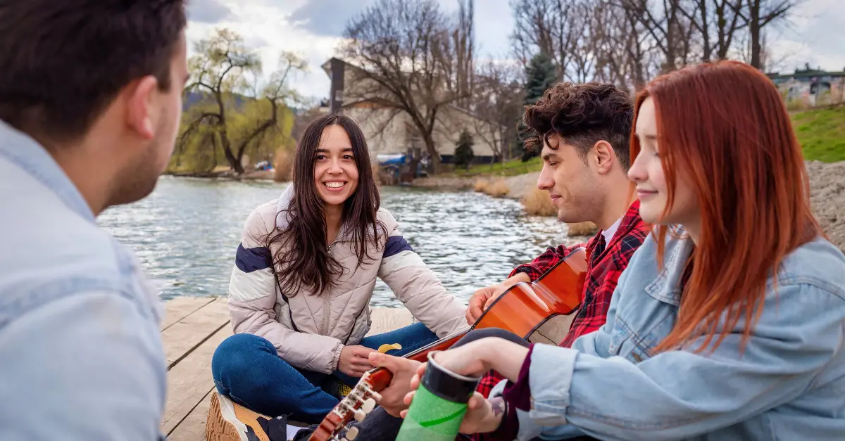 Why Group Tours Are the Best Way to Travel with Friends and Family